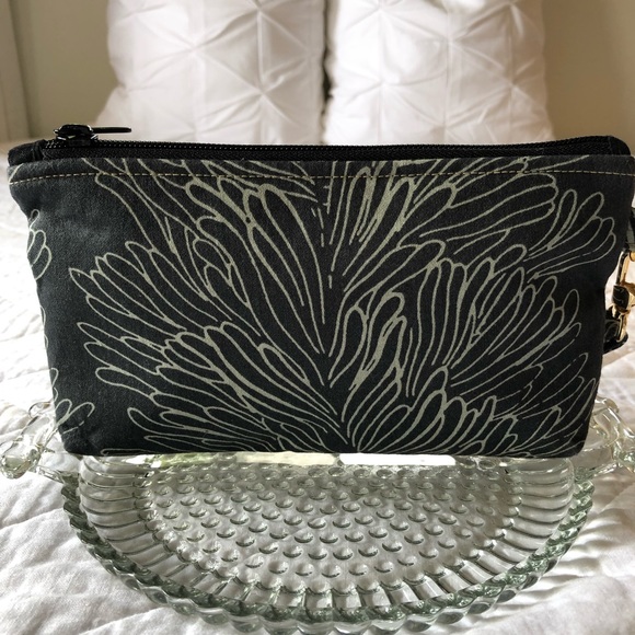 🌸Sasaki Wristlet Cloth Bag - Picture 3 of 6